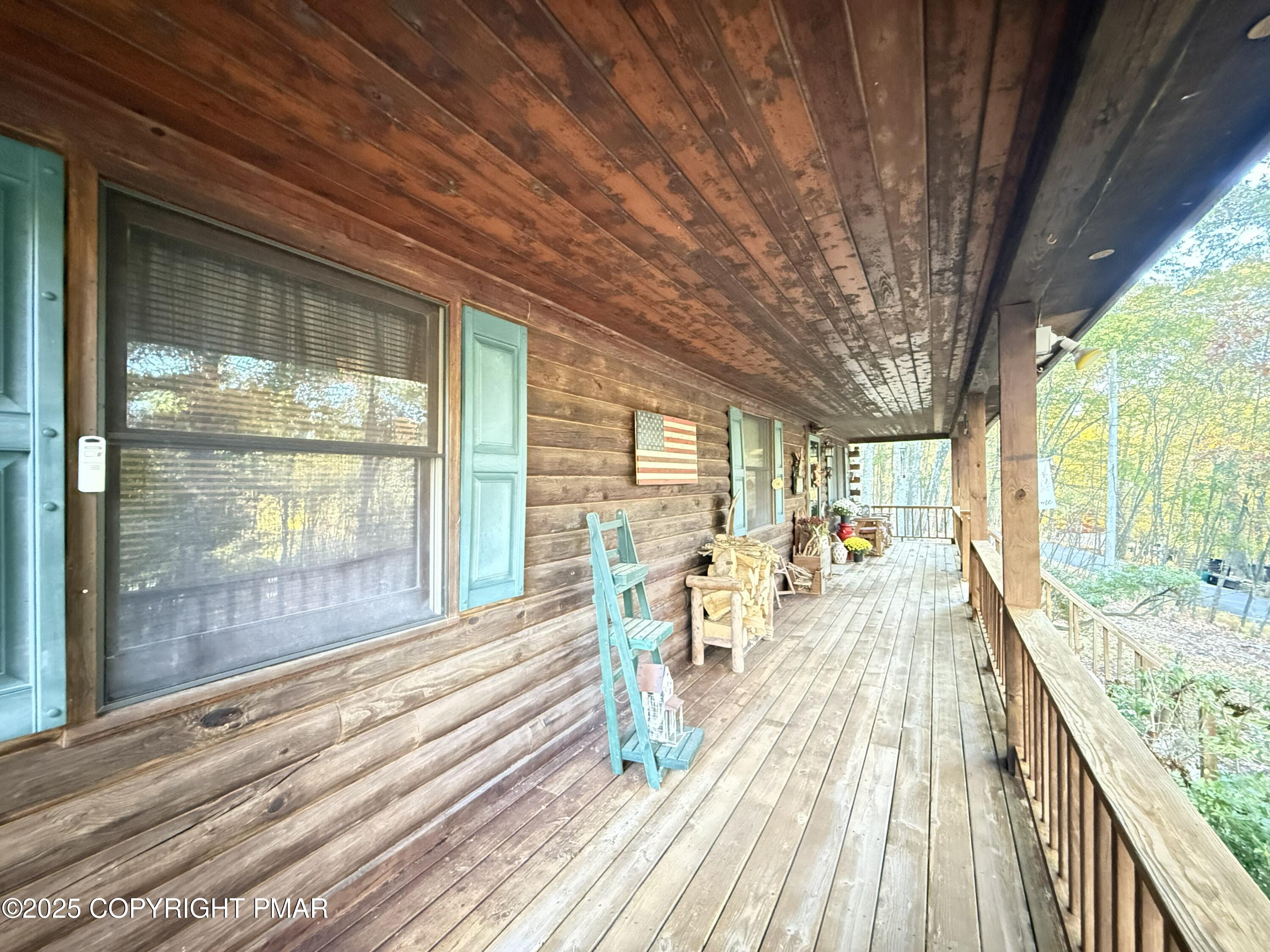 2119 Meadowlark Circle