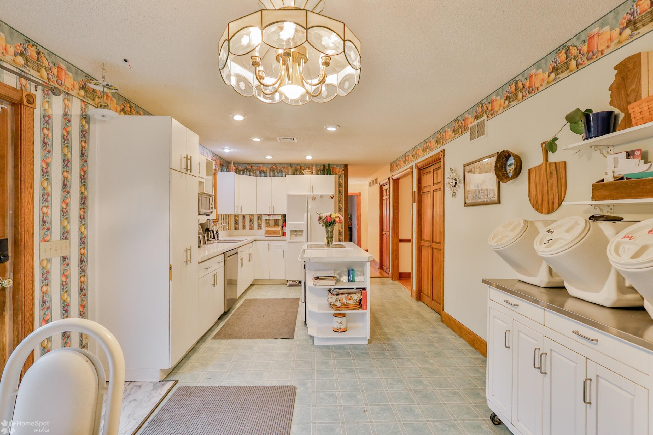366 Winter Springs Road, Nazareth, Pennsylvania image 30