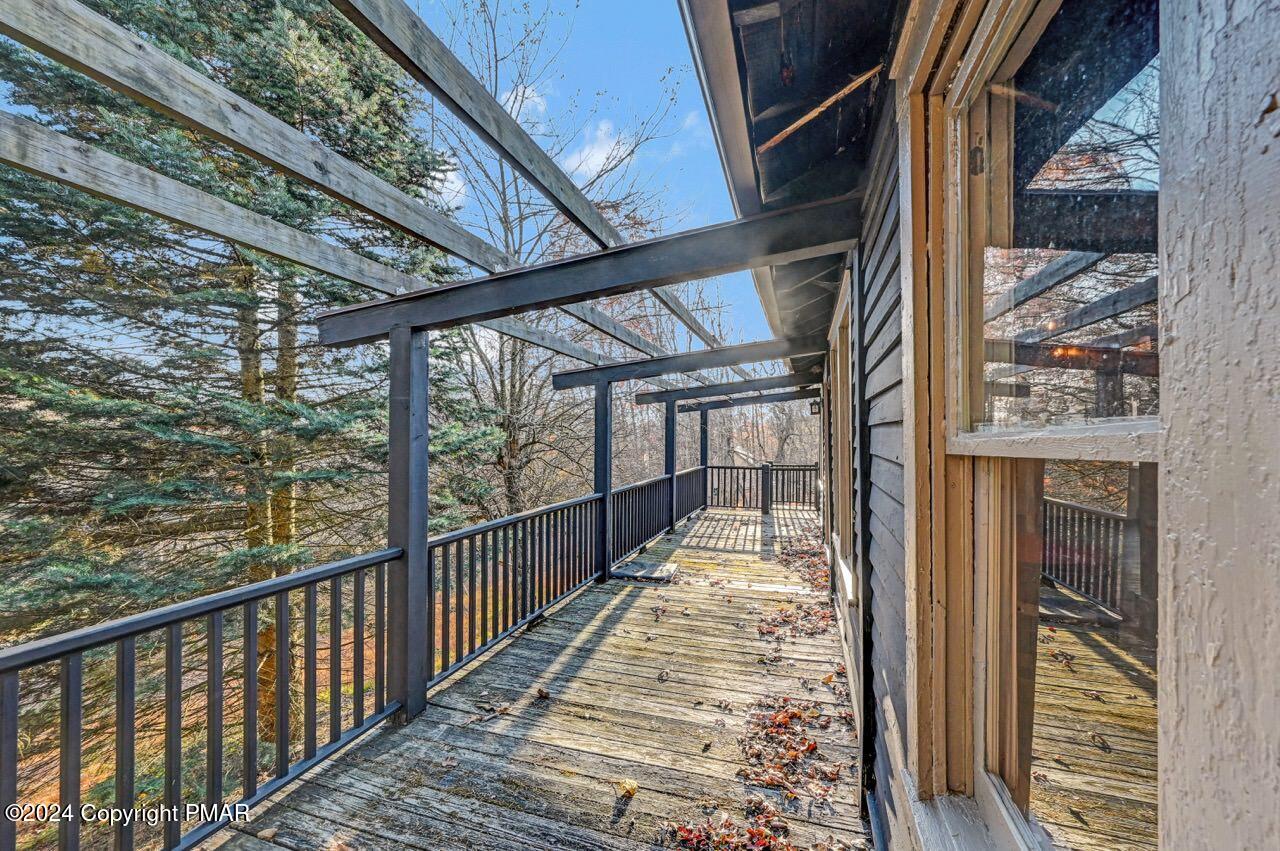 2285 Beartown Road, Canadensis, Pennsylvania image 8