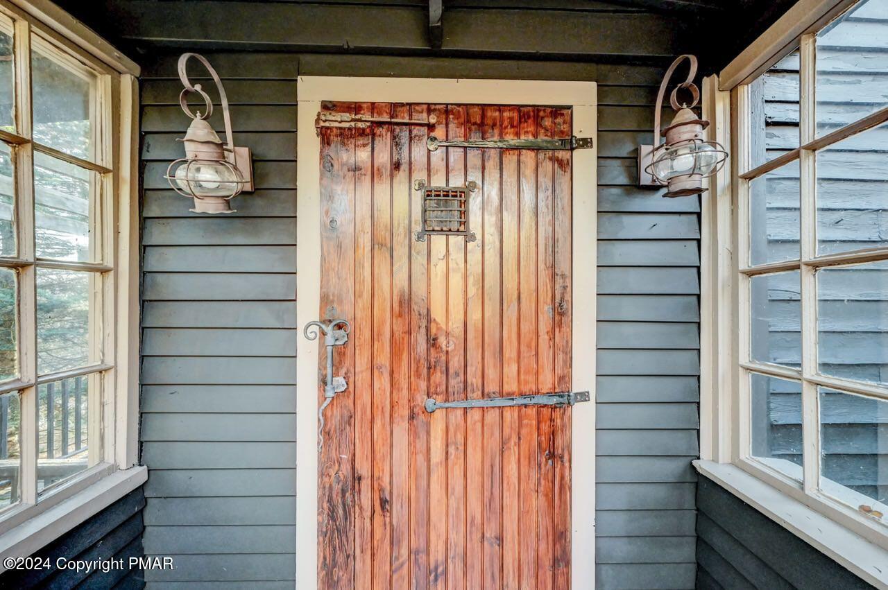 2285 Beartown Road, Canadensis, Pennsylvania image 12