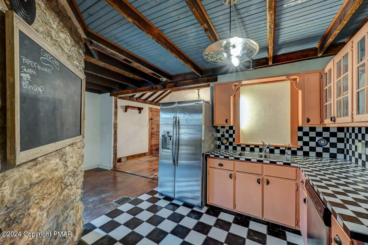 2285 Beartown Road, Canadensis, Pennsylvania image 29