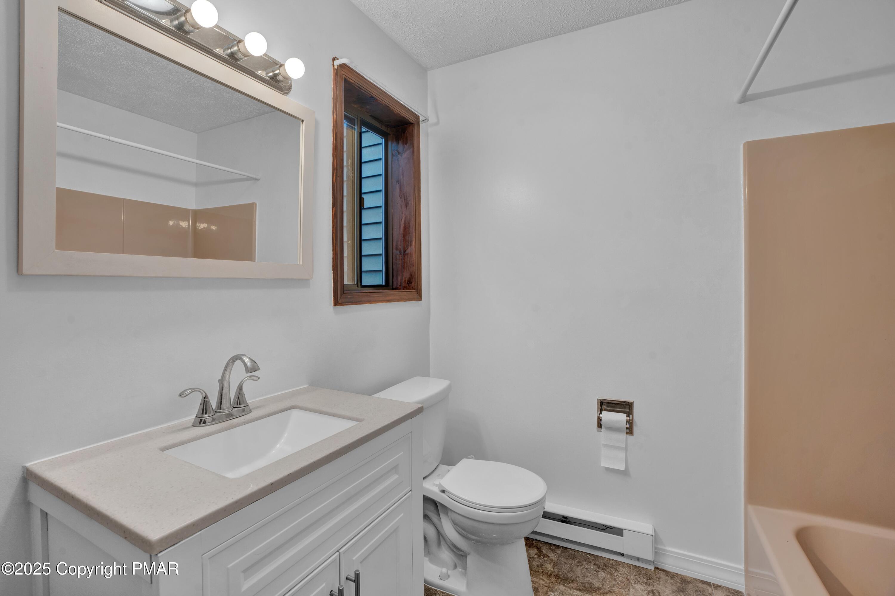 72 E Creek View Drive, Gouldsboro, Pennsylvania image 19