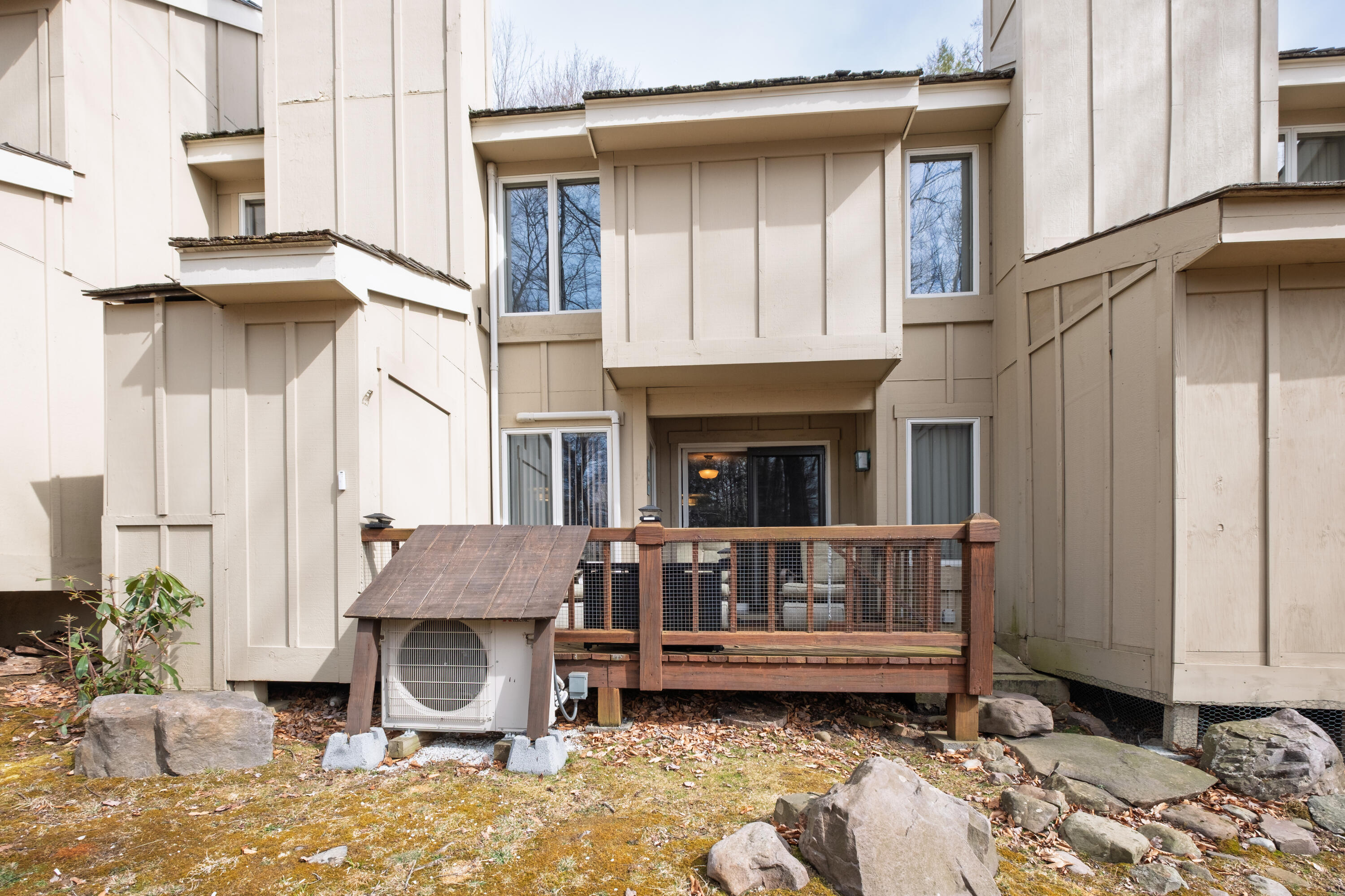 1065 Crestwoods Drive, Pocono Pines, Pennsylvania image 39