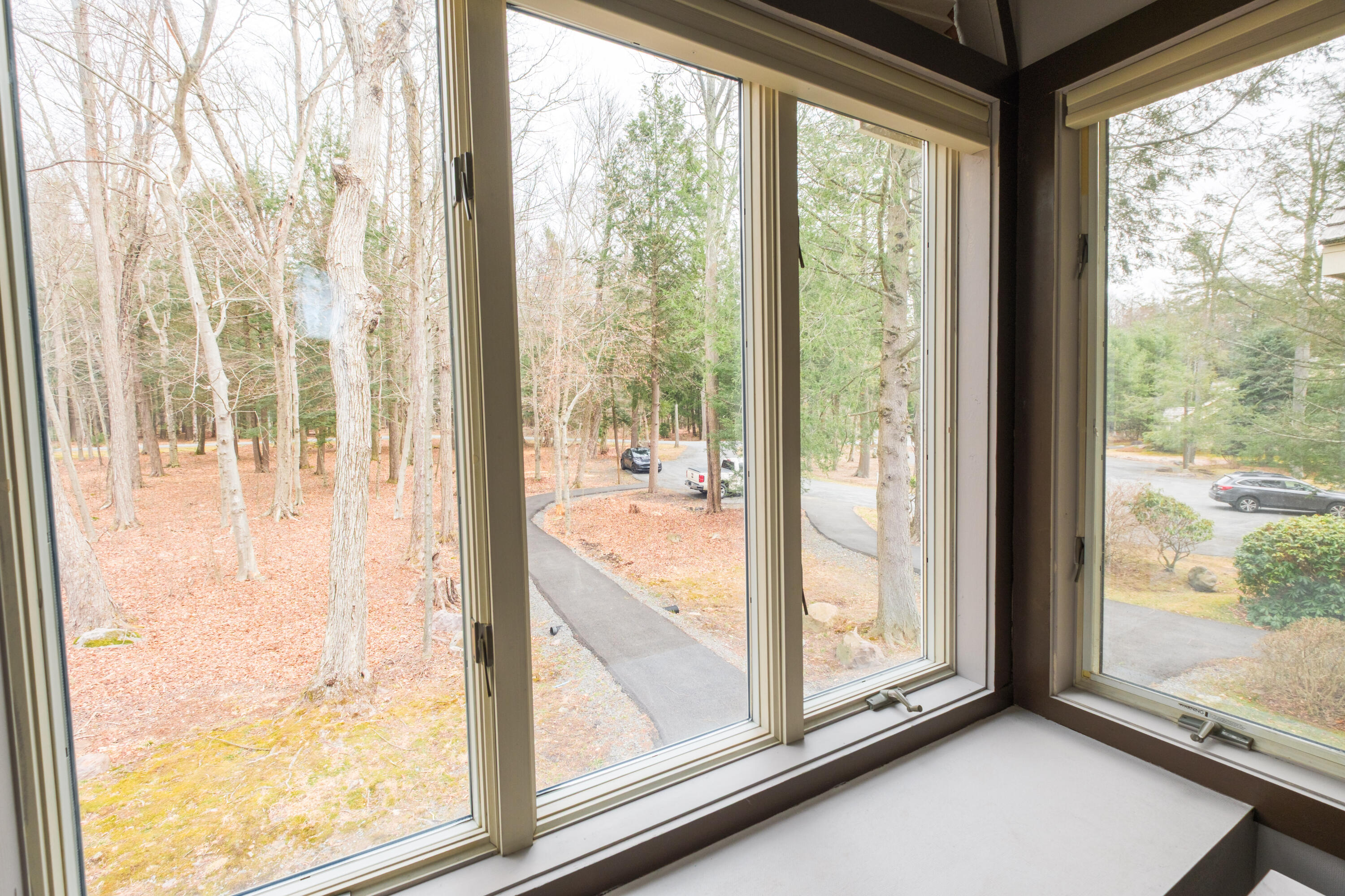 1065 Crestwoods Drive, Pocono Pines, Pennsylvania image 33