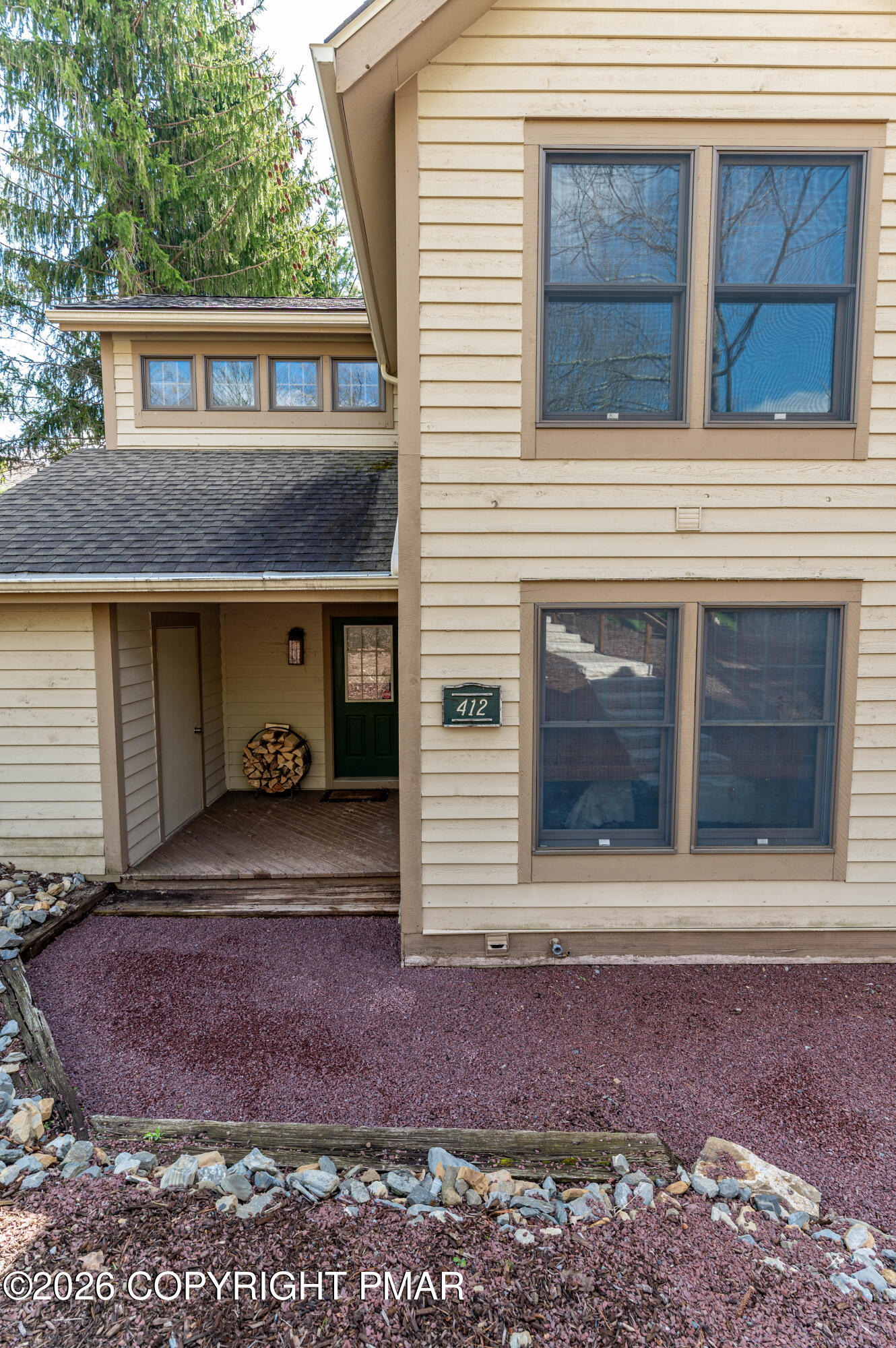 412 Hickory Drive