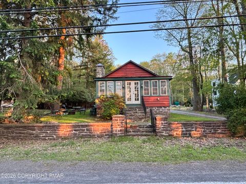 121 S Lake Drive Lake Harmony PA 18624