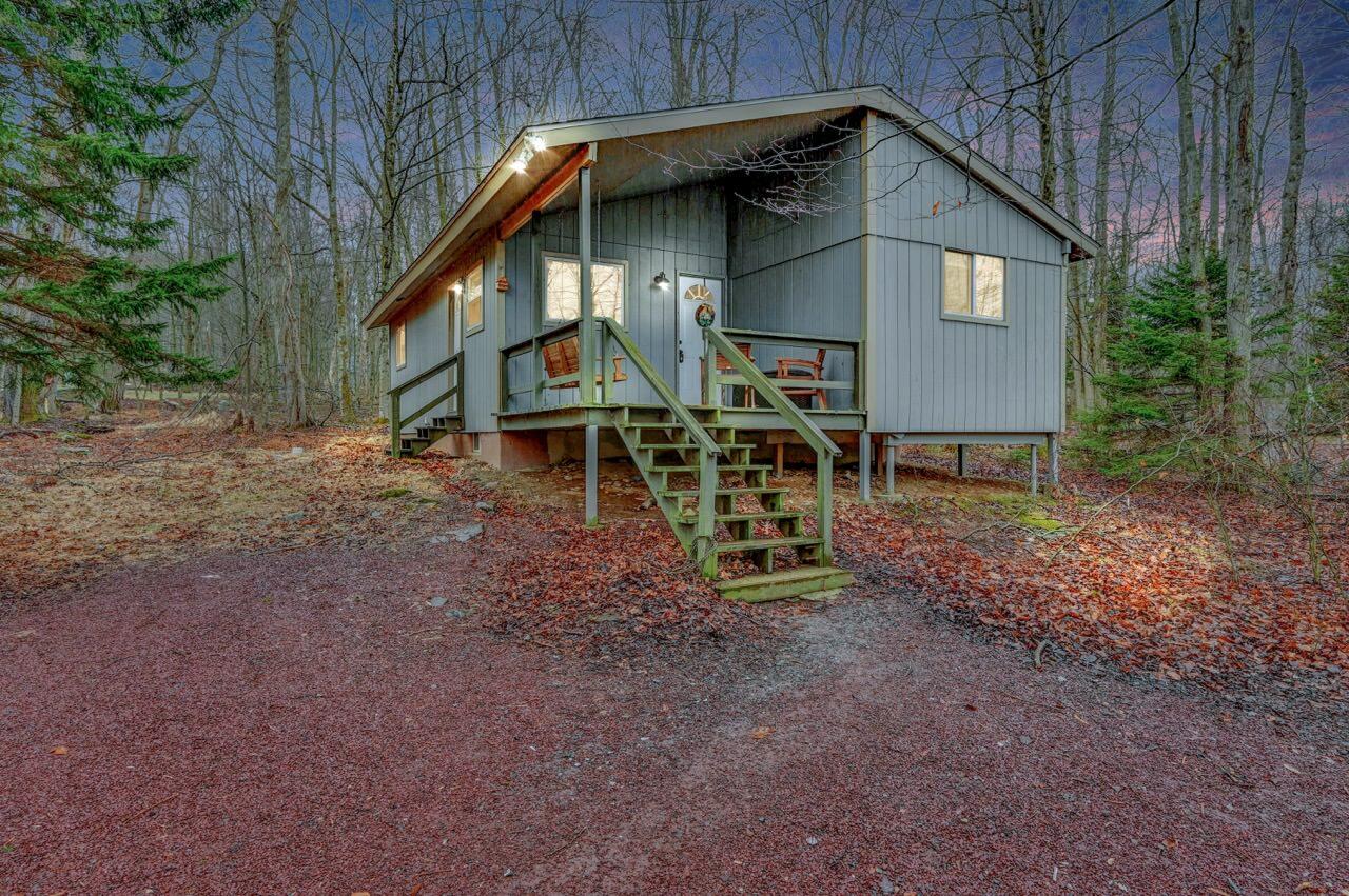 309 Selig Road, Pocono Lake, Pennsylvania image 1
