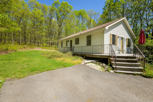 317 Fall Creek Terrace, Stroudsburg, Pennsylvania image 22