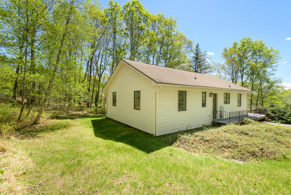 317 Fall Creek Terrace, Stroudsburg, Pennsylvania image 21