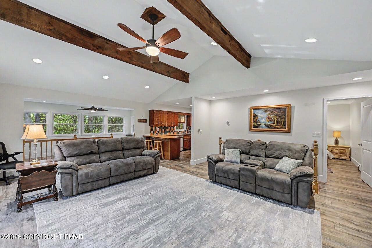 5215 Pioneer Trail
