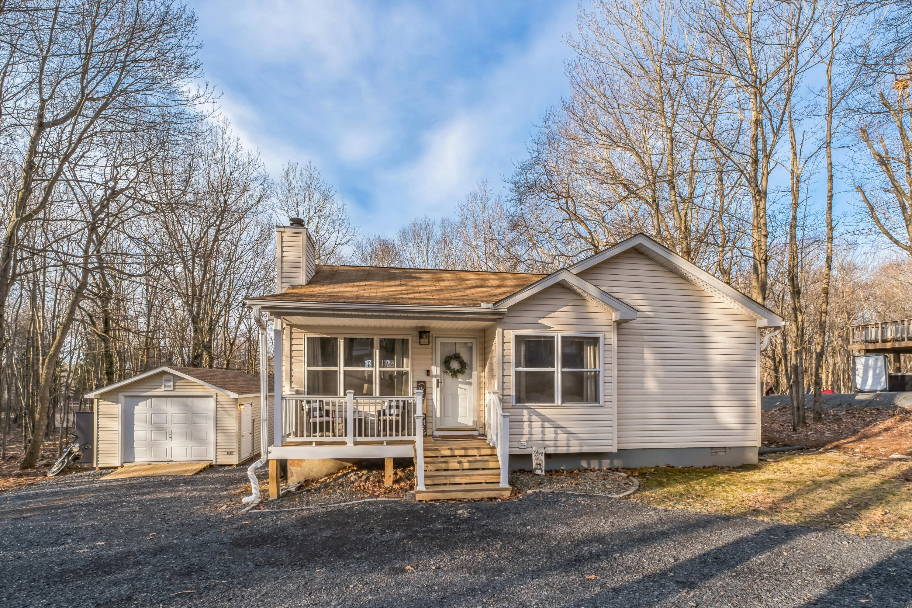 122 Oak Place, Blakeslee, Pennsylvania image 1