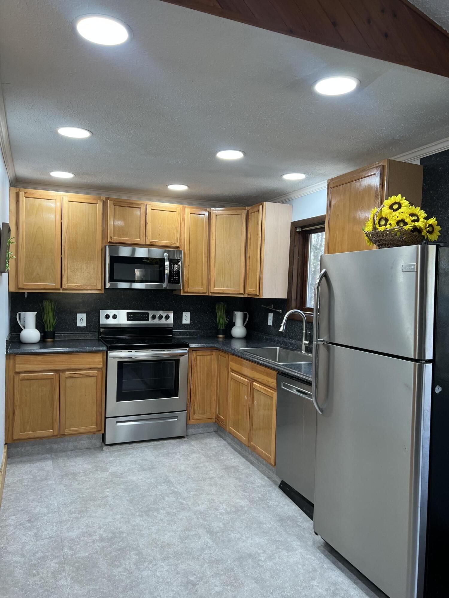 2015 Minqua Trl Trail, Tobyhanna, Pennsylvania image 11