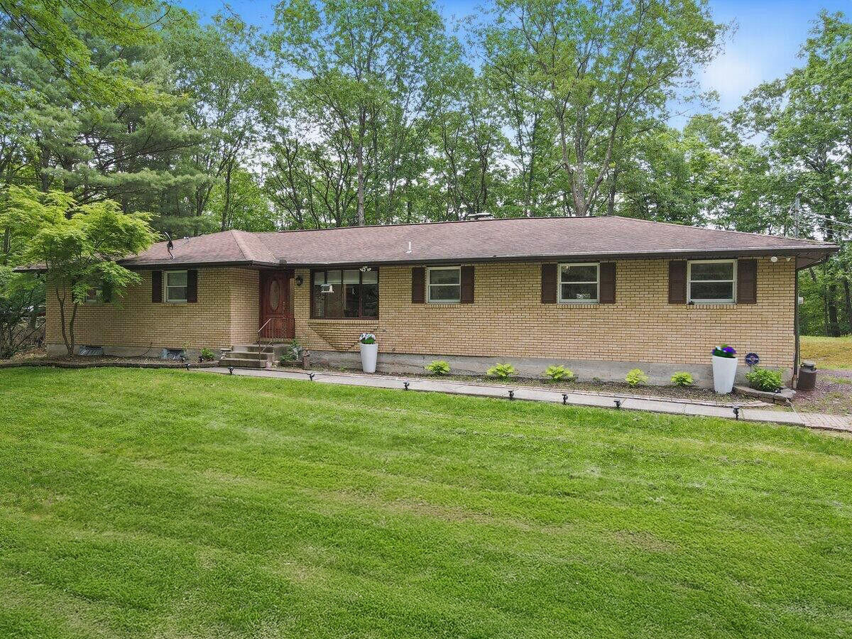 3106 Janet Street, East Stroudsburg, Pennsylvania image 1