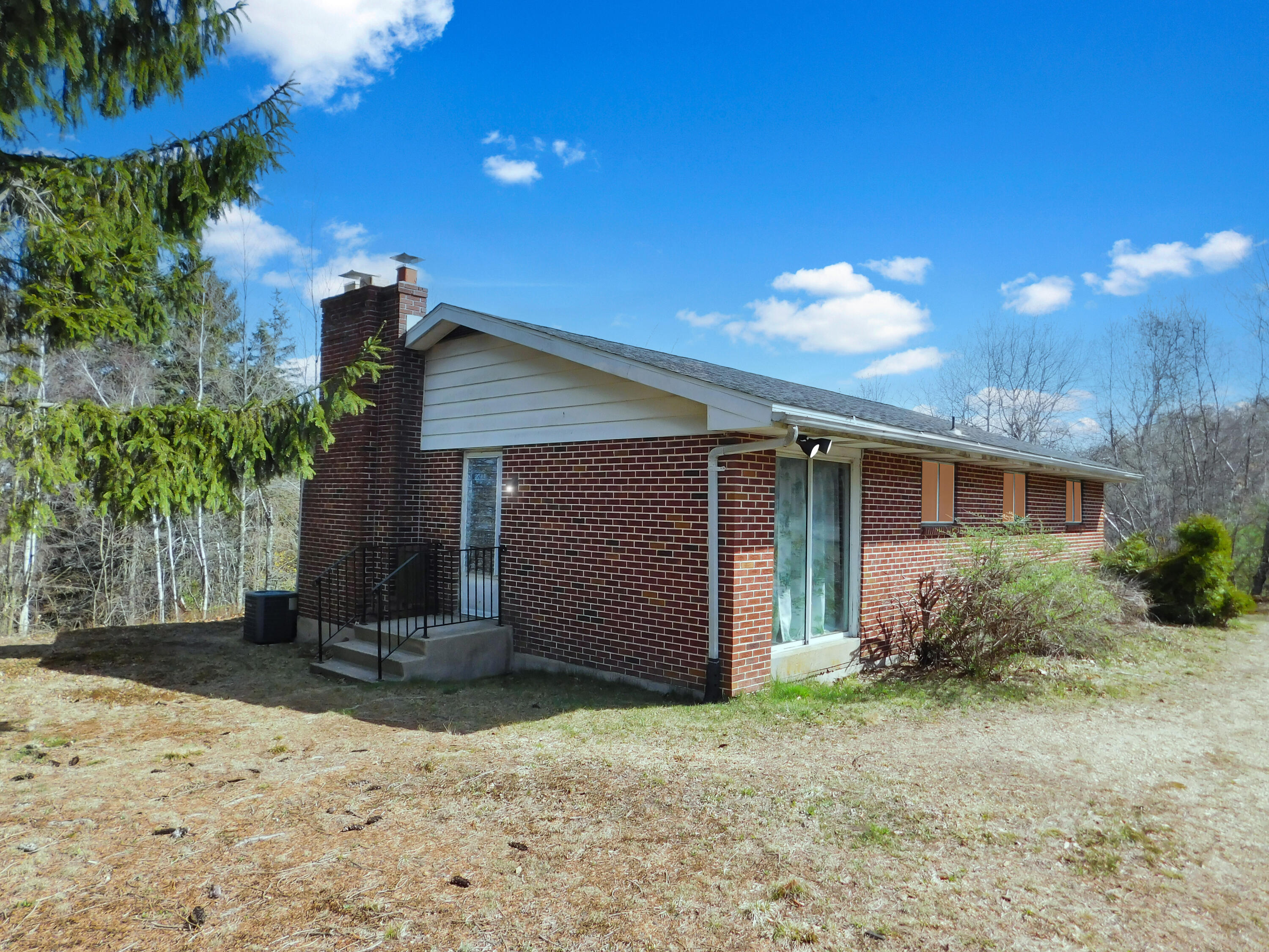 500 Mountain Top Terrace, McAdoo, Pennsylvania image 3