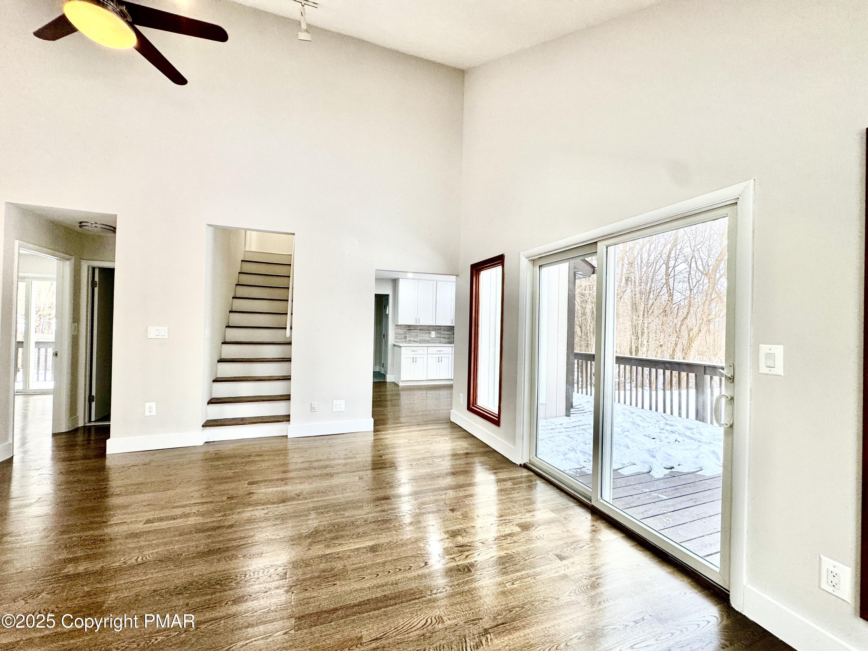 1123 Black Bear Lane, Long Pond, Pennsylvania image 9