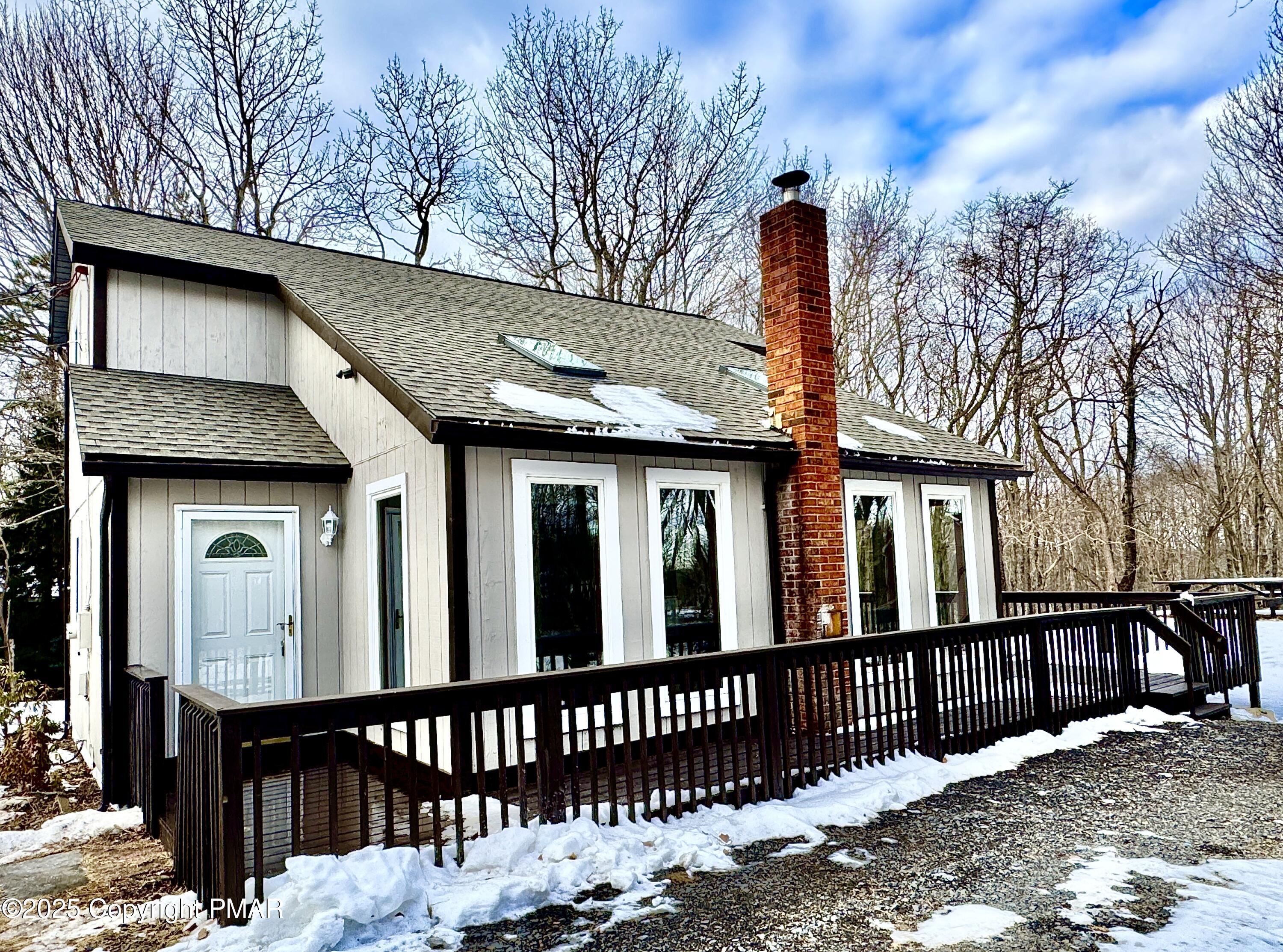 1123 Black Bear Lane, Long Pond, Pennsylvania image 2