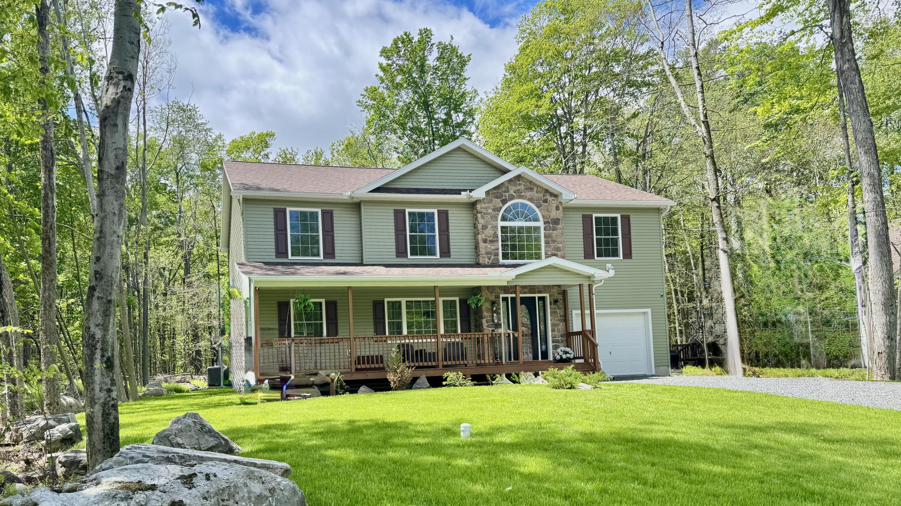 184 Paxinos Drive, Pocono Lake, Pennsylvania image 2
