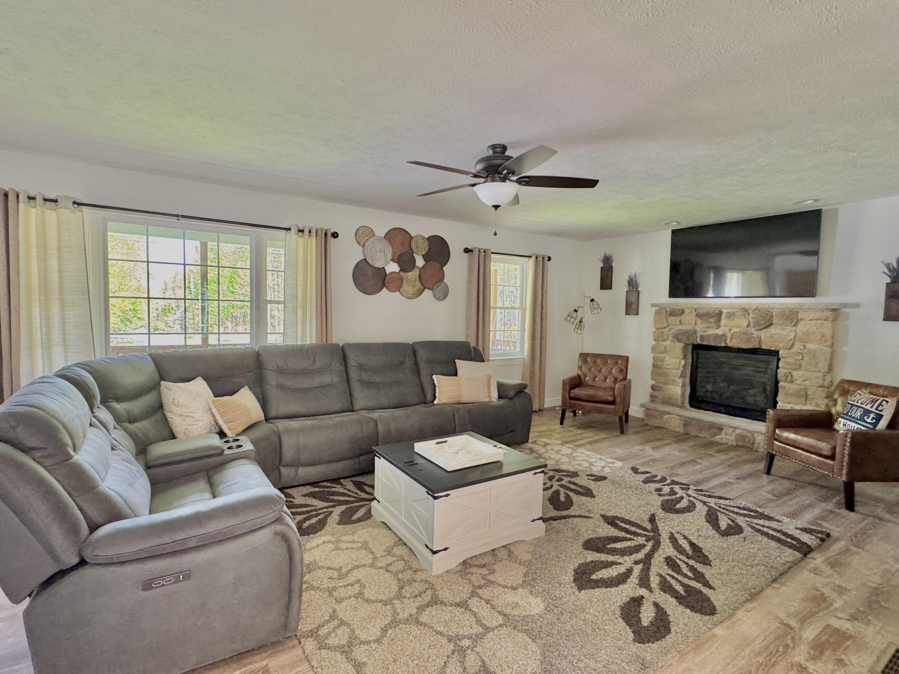 184 Paxinos Drive, Pocono Lake, Pennsylvania image 13
