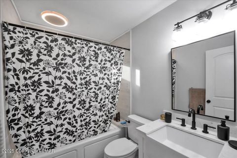 Homes For Sale - 306 Timber Hill Road<br/> Henryville, PA 18332