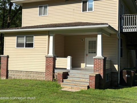 Homes For Rent - 2843 Bartonsville Avenue #1ST FLOOR<br/> Bartonsville, PA 18321