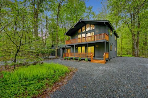 3200 Paul Bunyan Trail Pocono Pines PA 18350