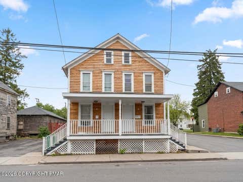 Townhouse For Rent - 728 Ann Street #728<br/> Monroe County, Stroudsburg, PA 18360