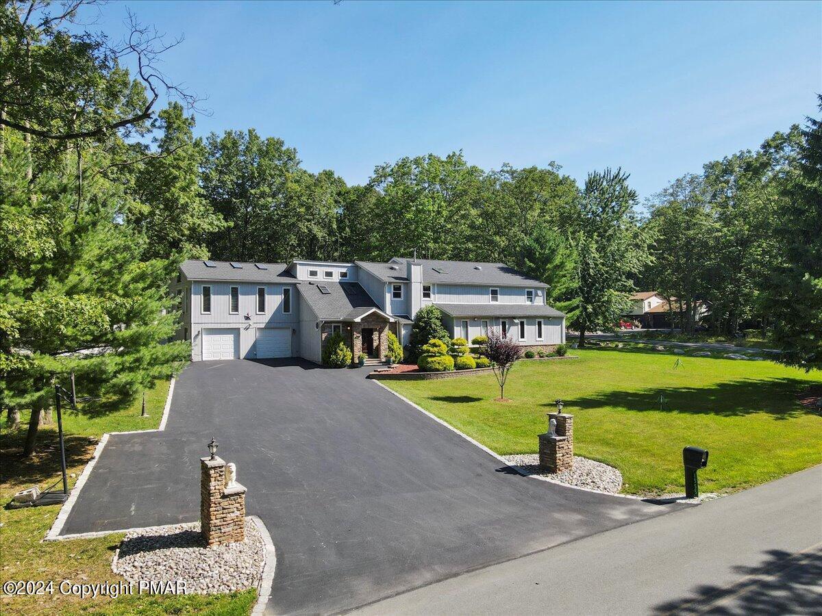 1555 Longleaf Drive, Effort, Pennsylvania image 4
