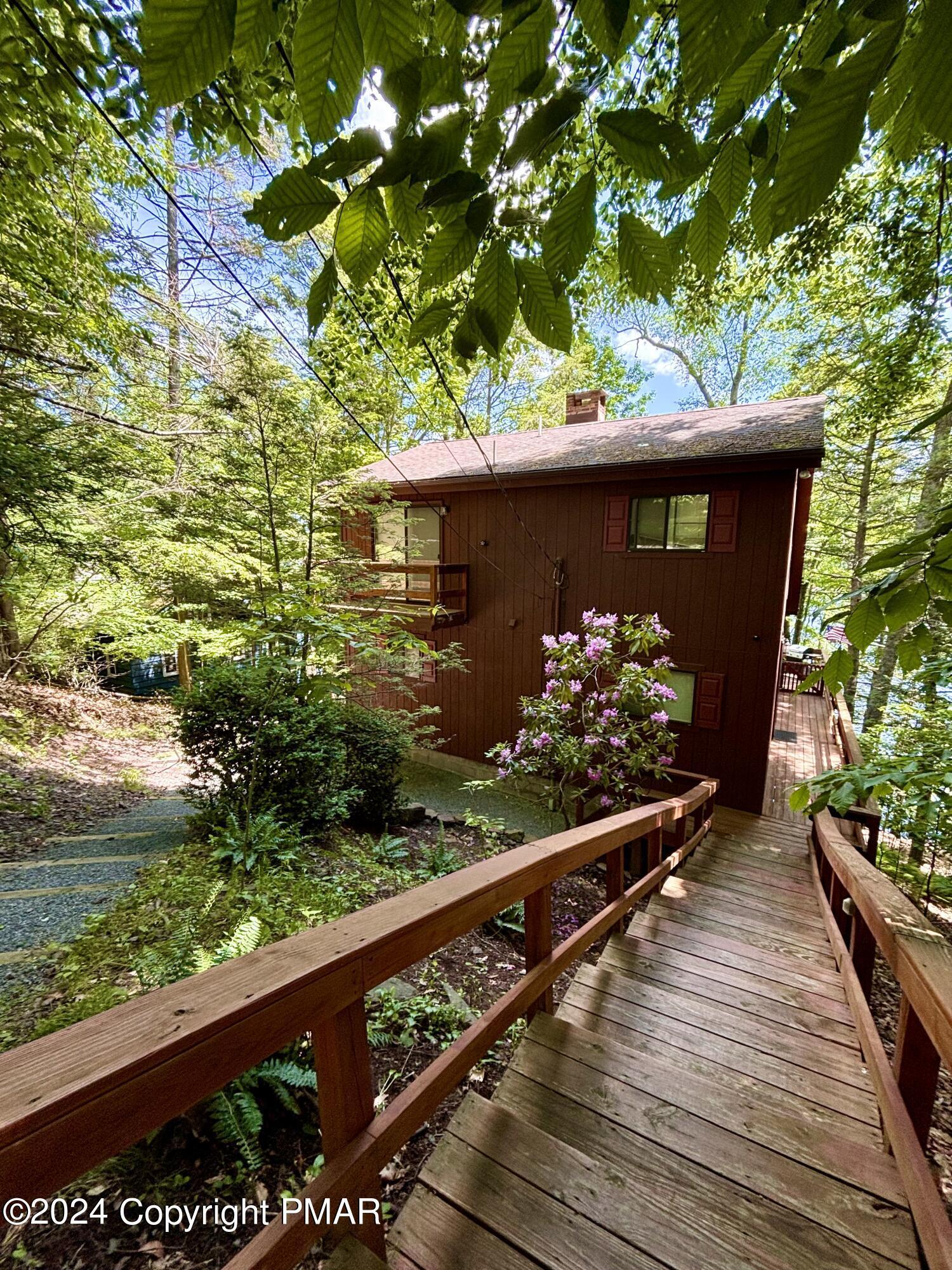 133 N Eastwood Drive, Greentown, Pennsylvania image 1