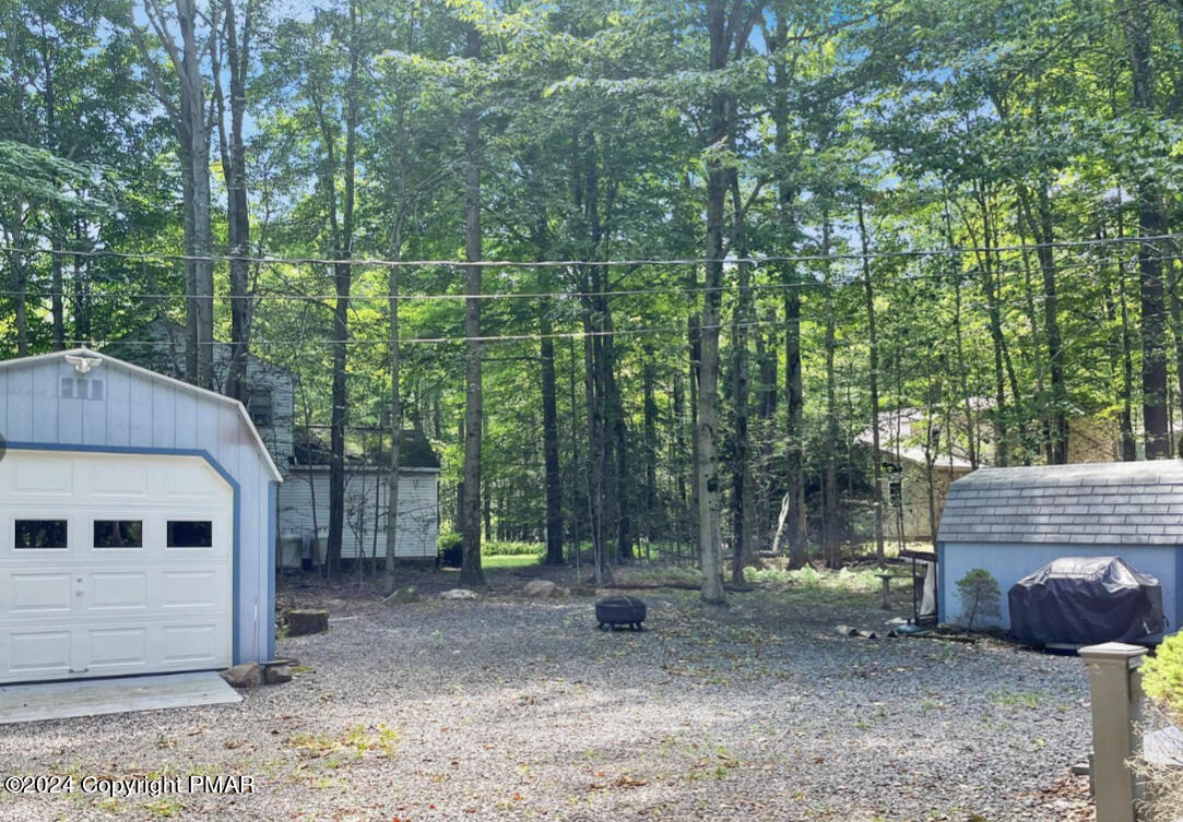 91 Minisink Drive, Pocono Lake, Pennsylvania image 3