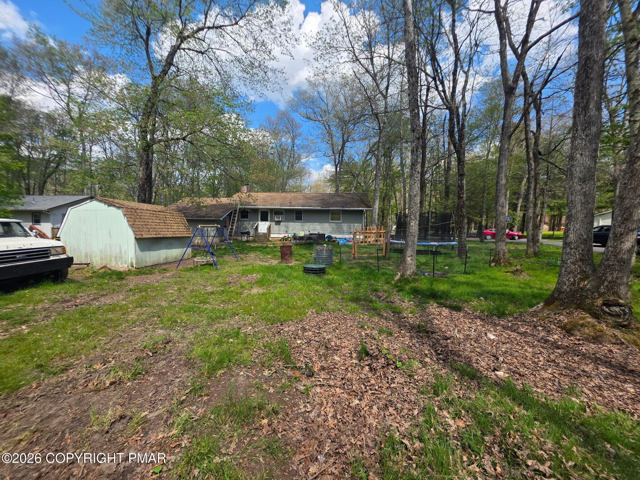 13 Pinetree Road