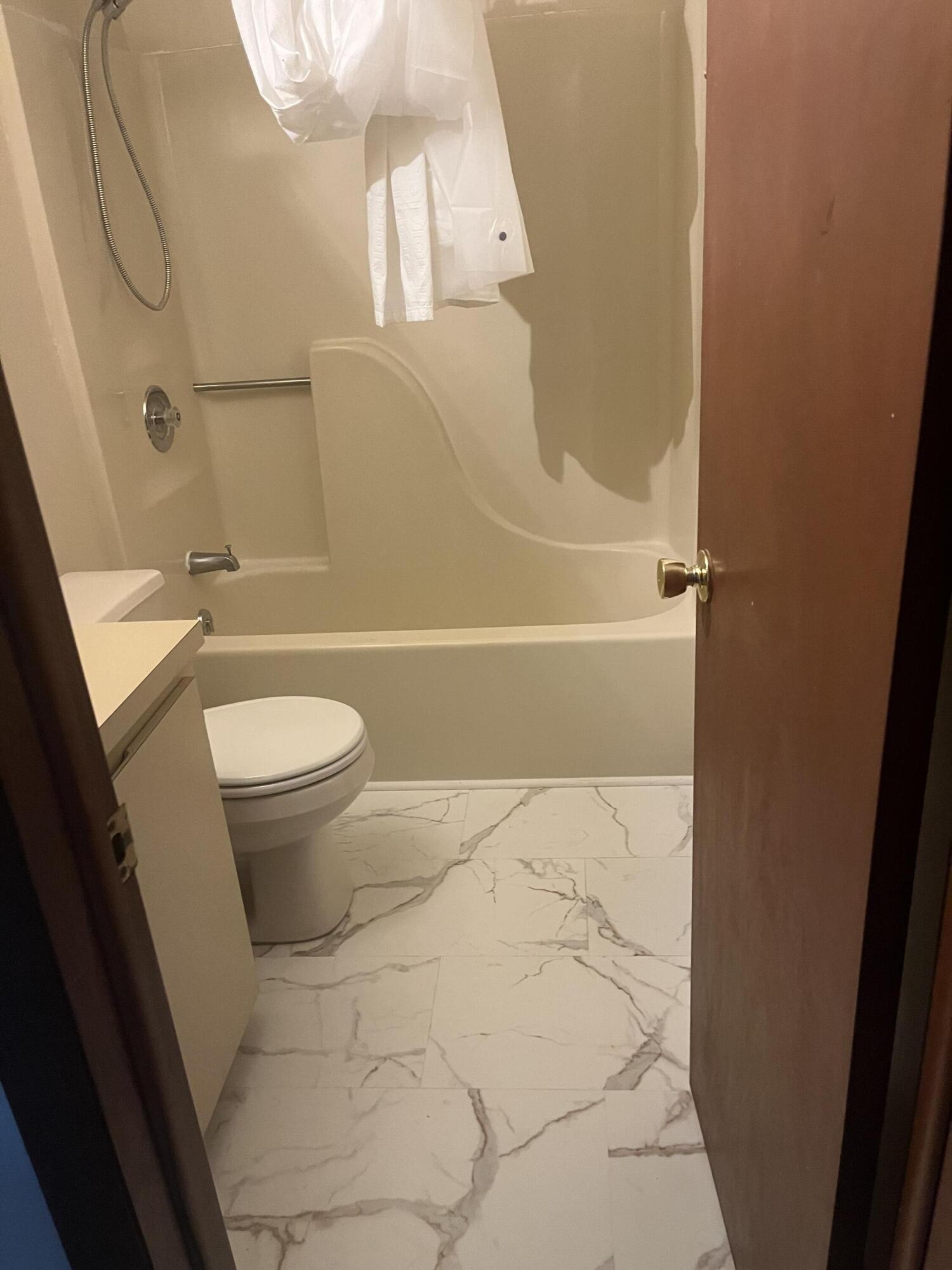 116 Foxfire Drive #105, Mount Pocono, Pennsylvania image 20