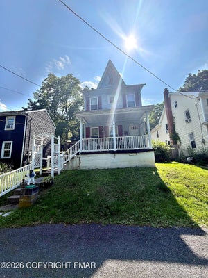 255 CALDWELL ST, SCHUYLKILL HAVEN, PA 17972 - Image d765e49fe6399d8dd8e9502838b0d502/4121956808