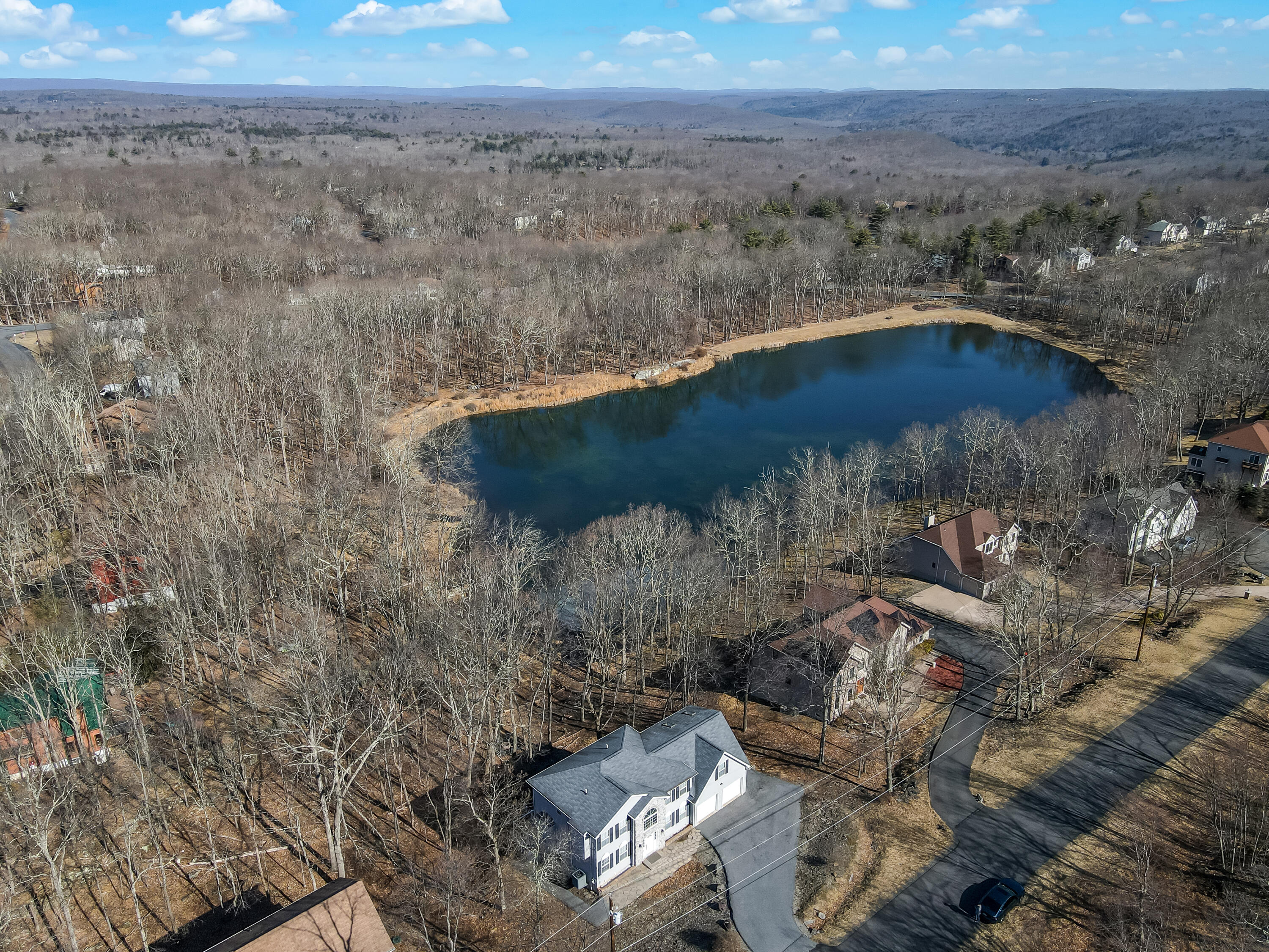 5119 Lake Drive Drive, East Stroudsburg, Pennsylvania image 2