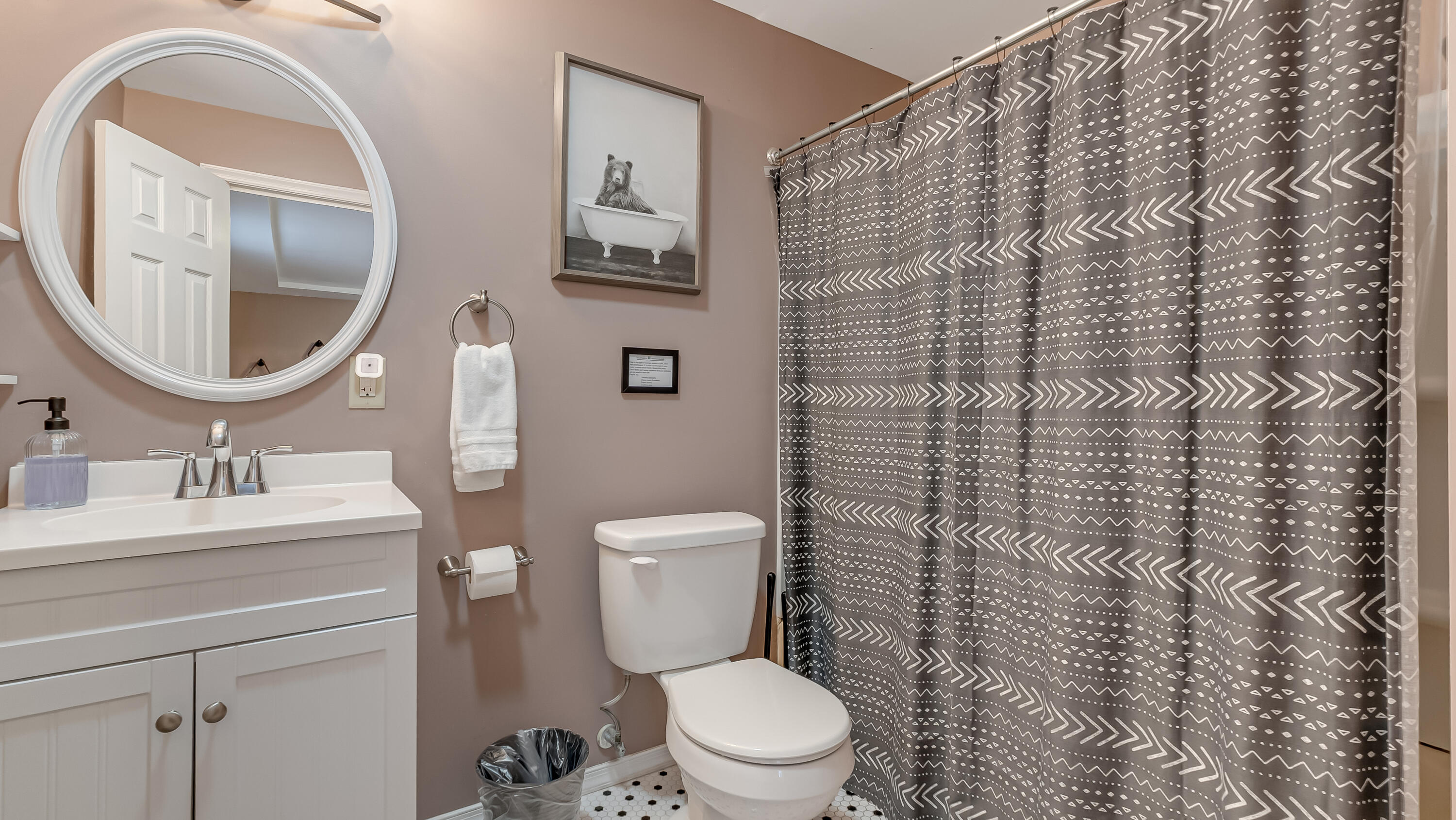 5119 Lake Drive Drive, East Stroudsburg, Pennsylvania image 32