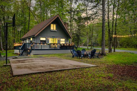 268 Outer Drive Pocono Lake PA 18347