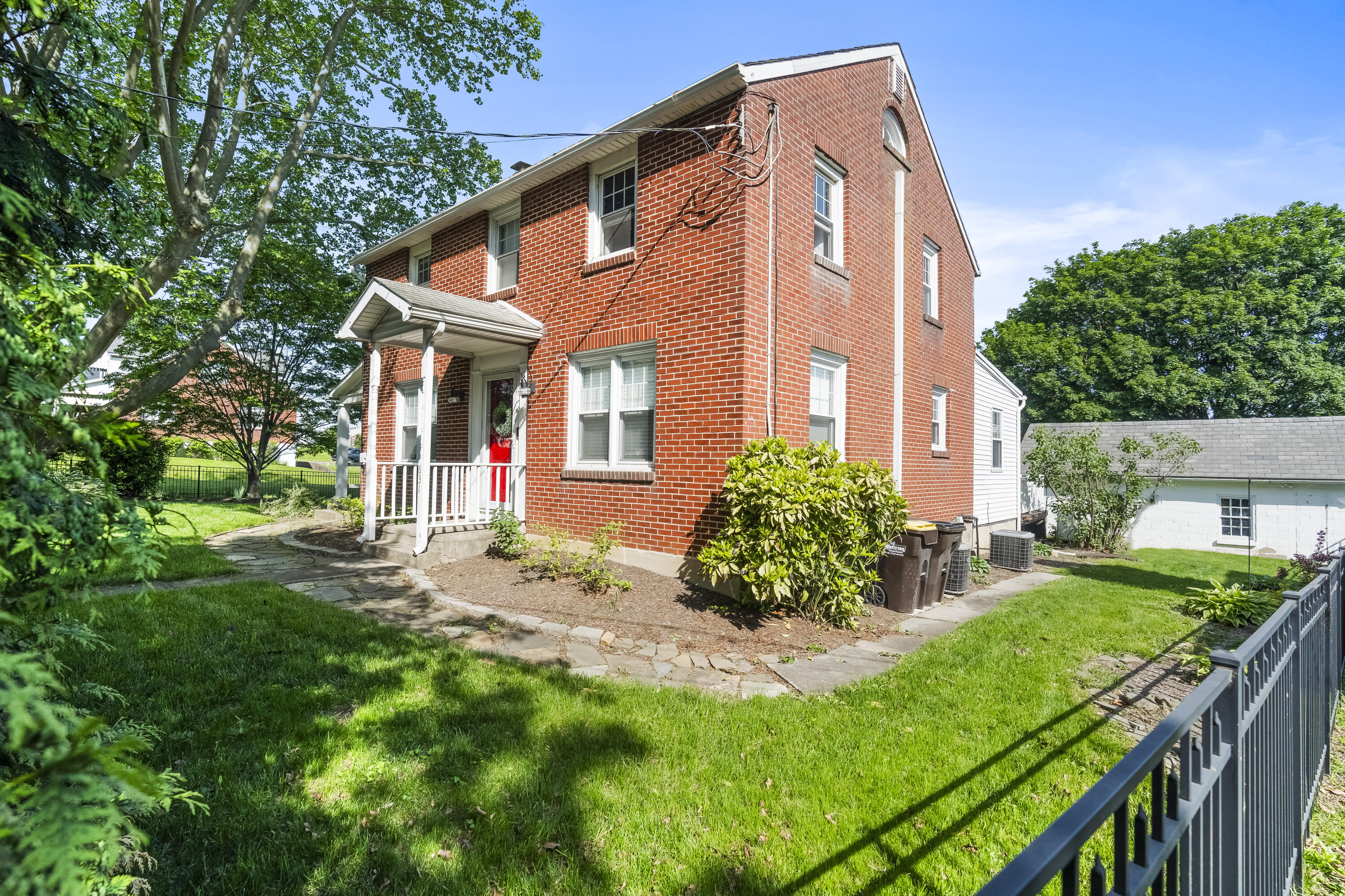 631 Main Street, Tatamy, Pennsylvania image 11