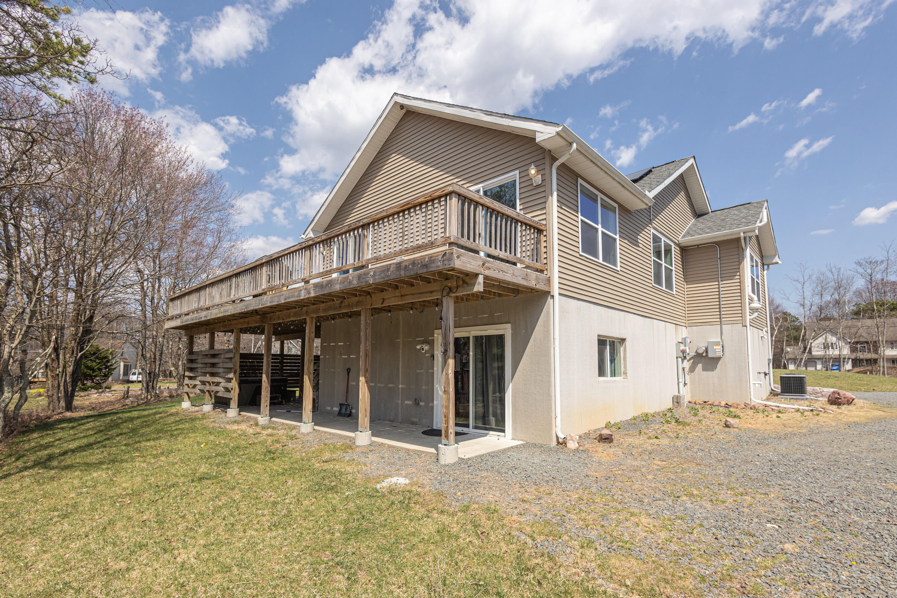 168 Laurel Lane, Blakeslee, Pennsylvania image 2