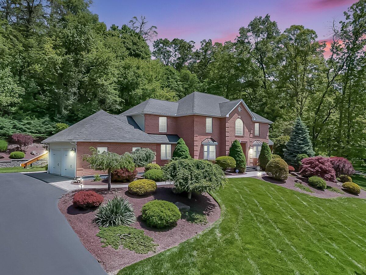 1376 Buck Ridge Drive, Stroudsburg, Pennsylvania image 5