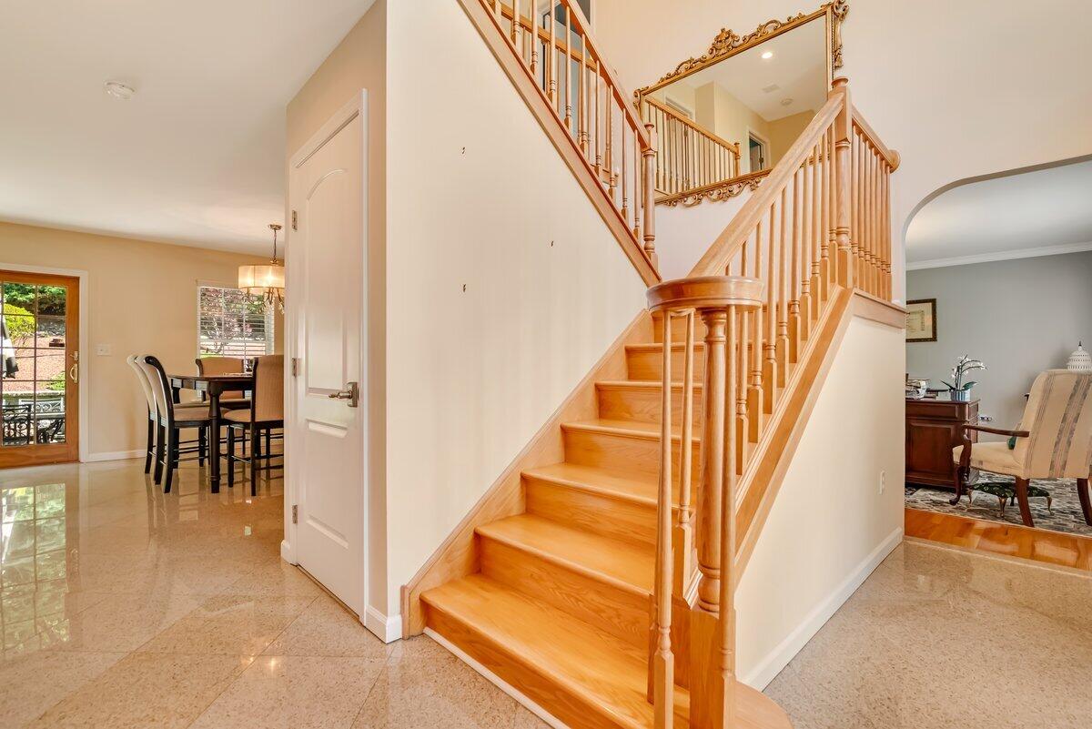 1376 Buck Ridge Drive, Stroudsburg, Pennsylvania image 10