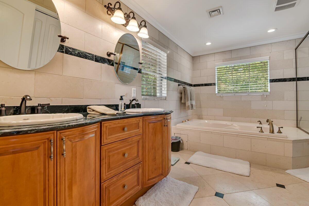 1376 Buck Ridge Drive, Stroudsburg, Pennsylvania image 30
