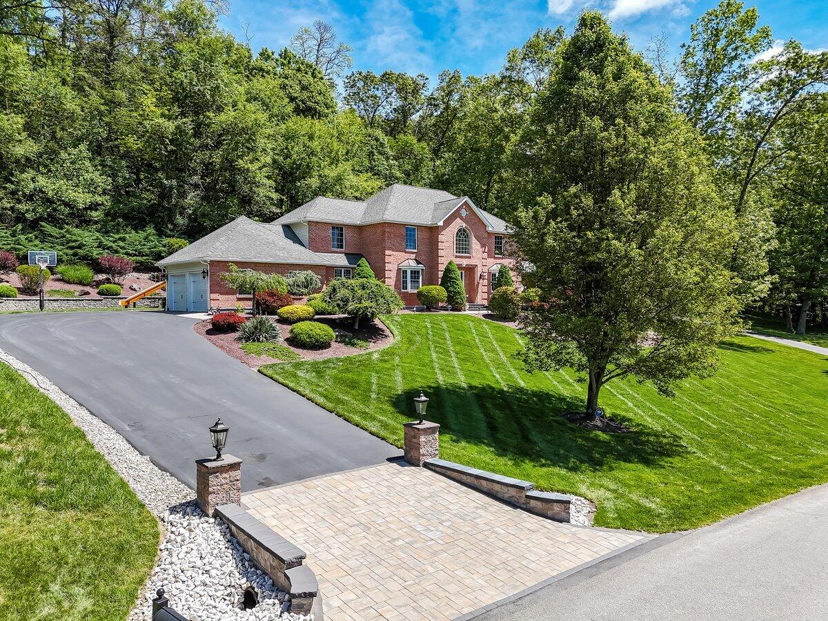 1376 Buck Ridge Drive, Stroudsburg, Pennsylvania image 6