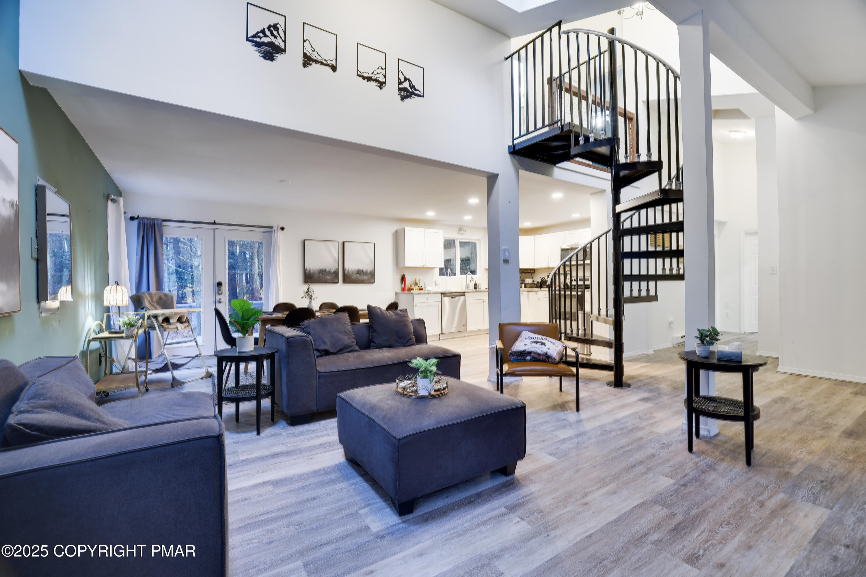 421 King Arthur Road