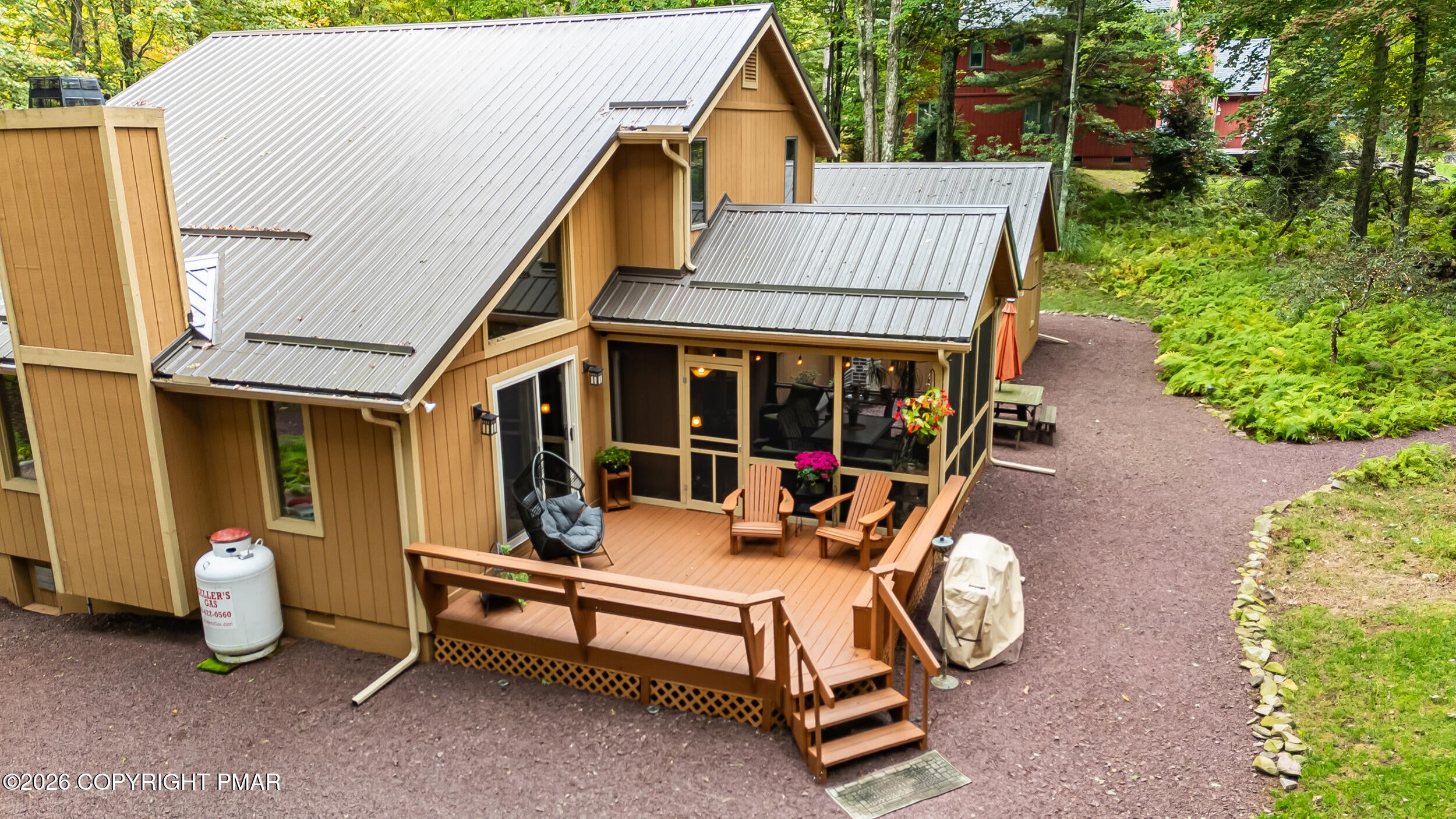 10 Linden Drive