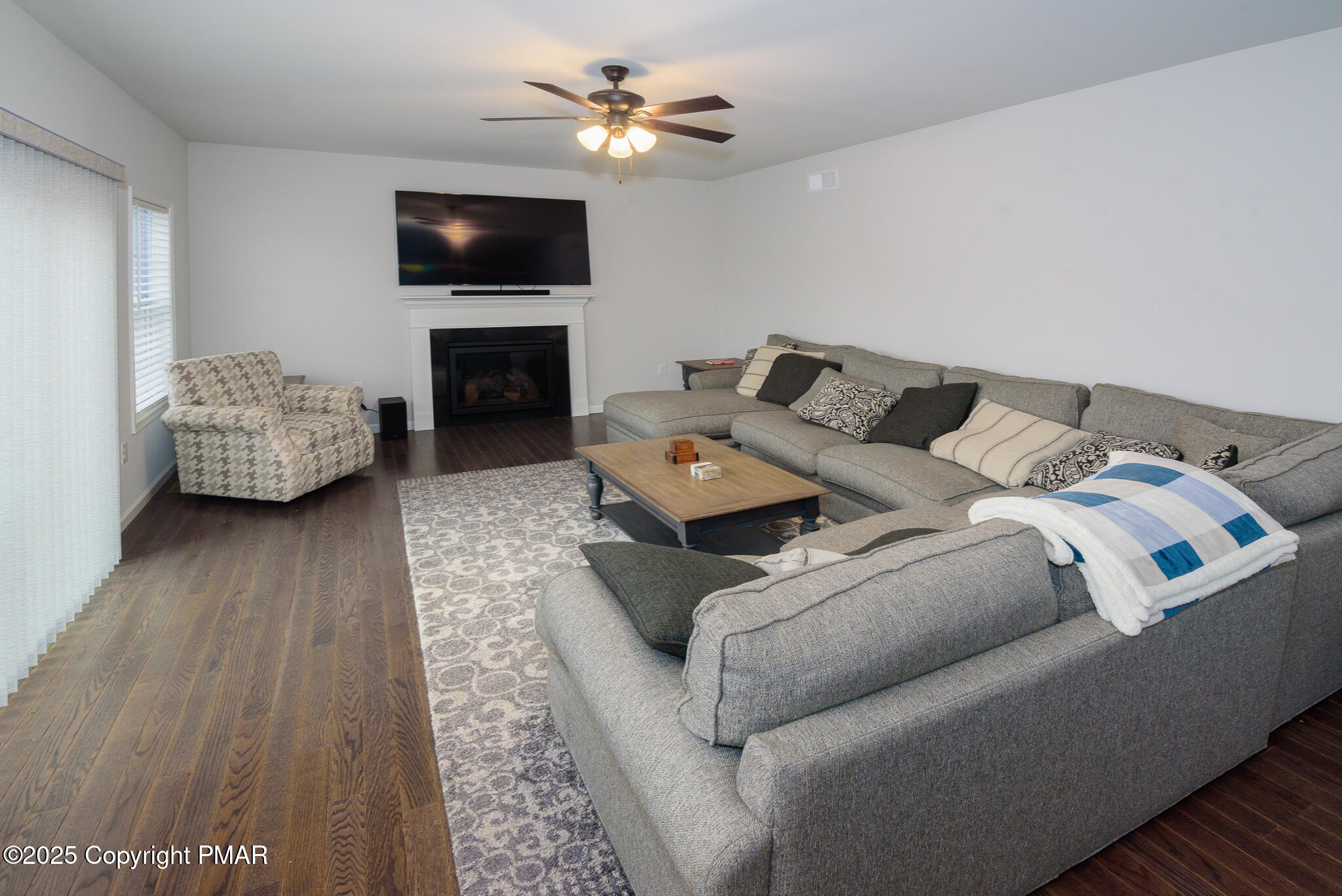 1330 Colony Lane, Pen Argyl, Pennsylvania image 3