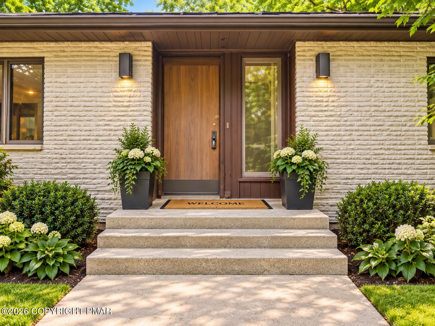 1586 Sullivan Trail