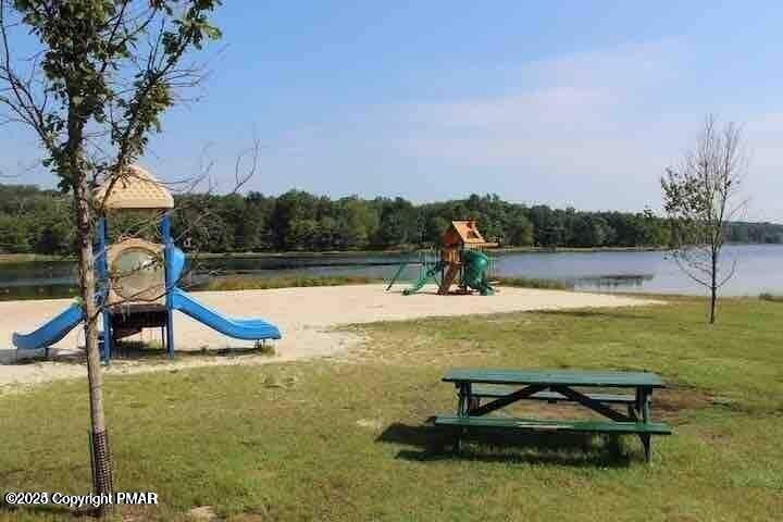 Penn Forest Drive, Albrightsville, Pennsylvania image 2