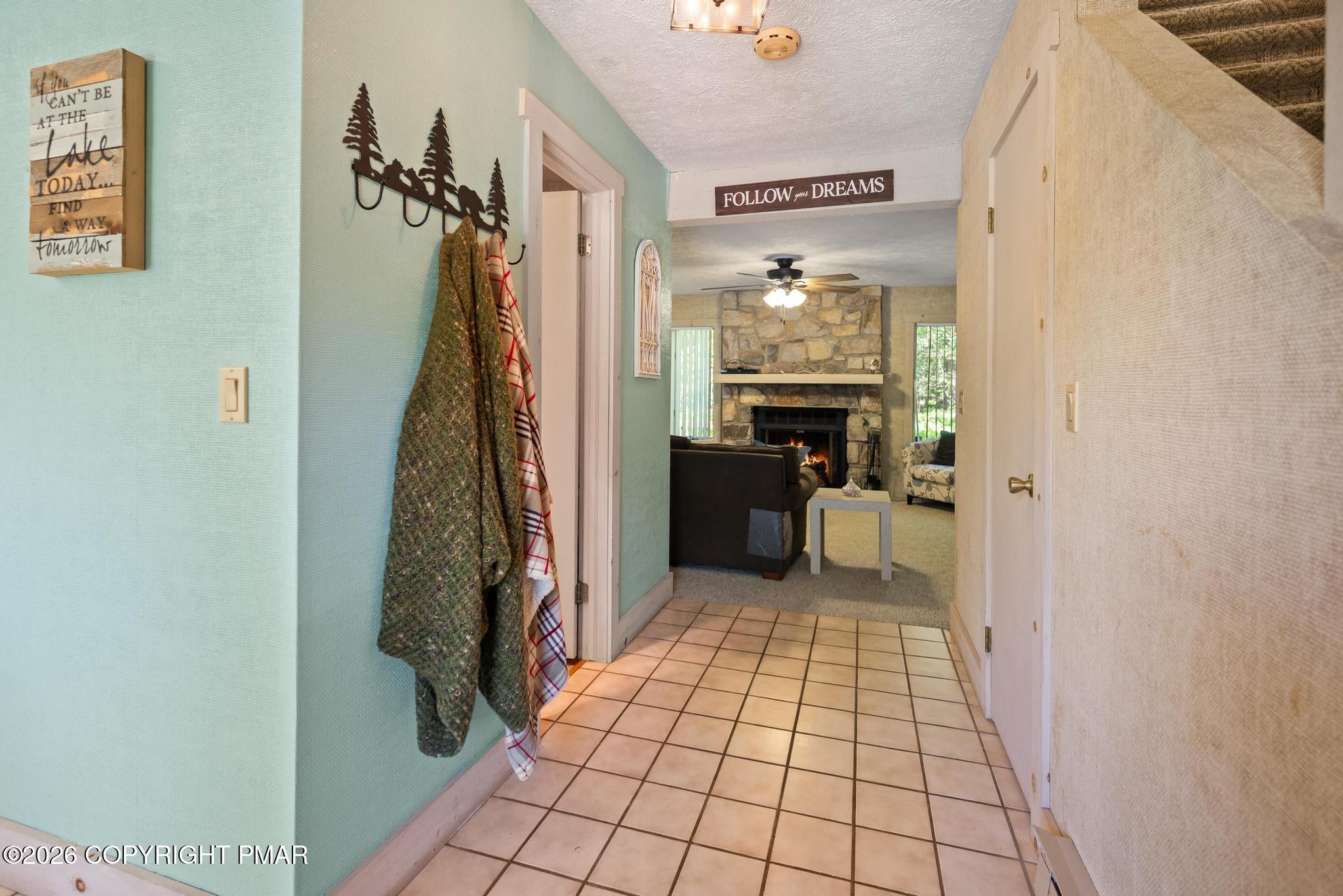 525 Rondaxe Lane