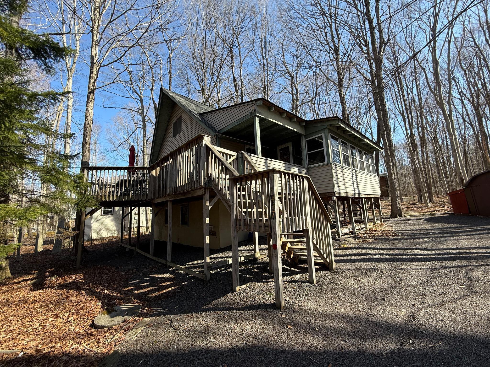 437 Orono Drive, Coolbaugh Township, Pennsylvania image 1