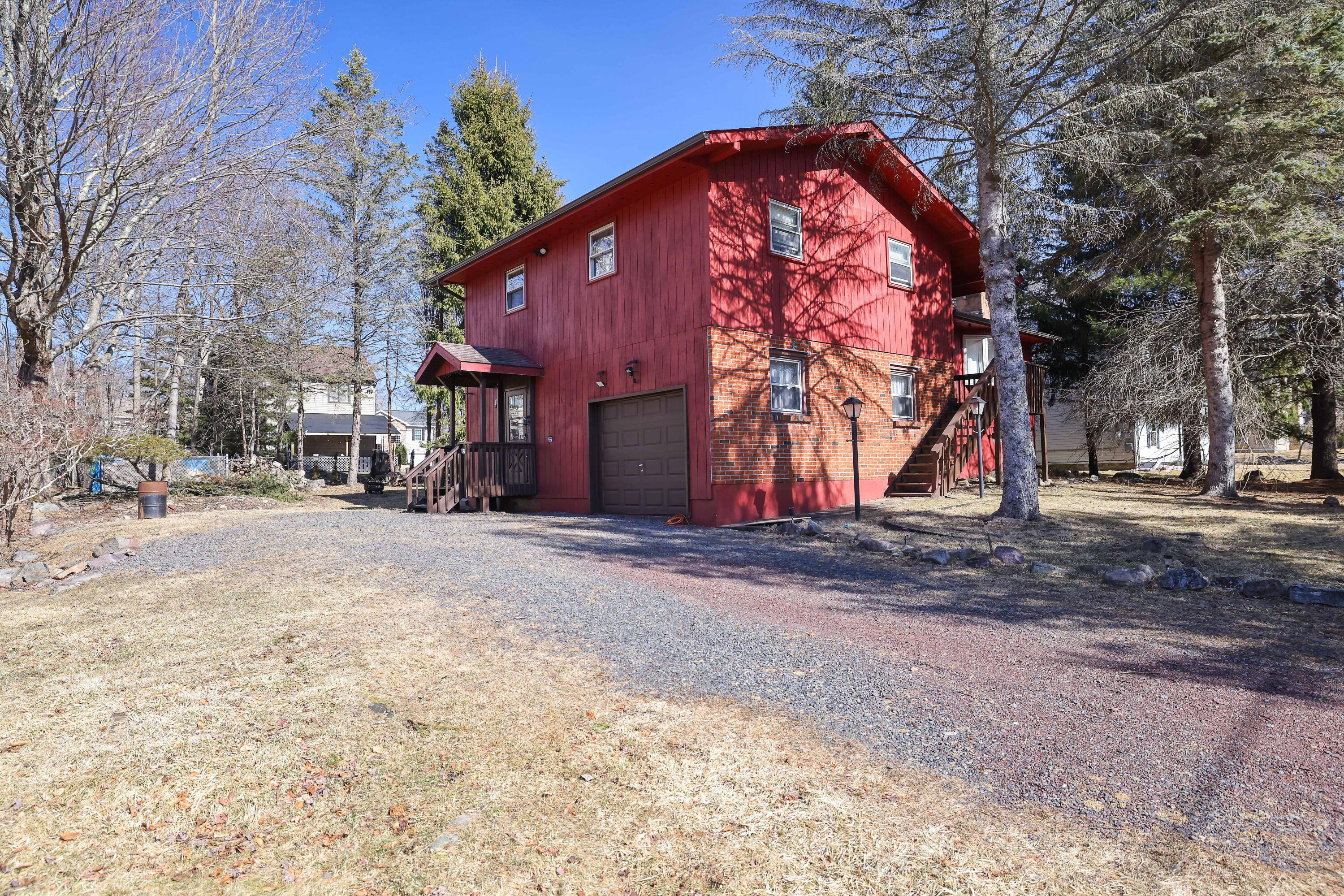 6509 Runnymead Lane, Tobyhanna, Pennsylvania image 2