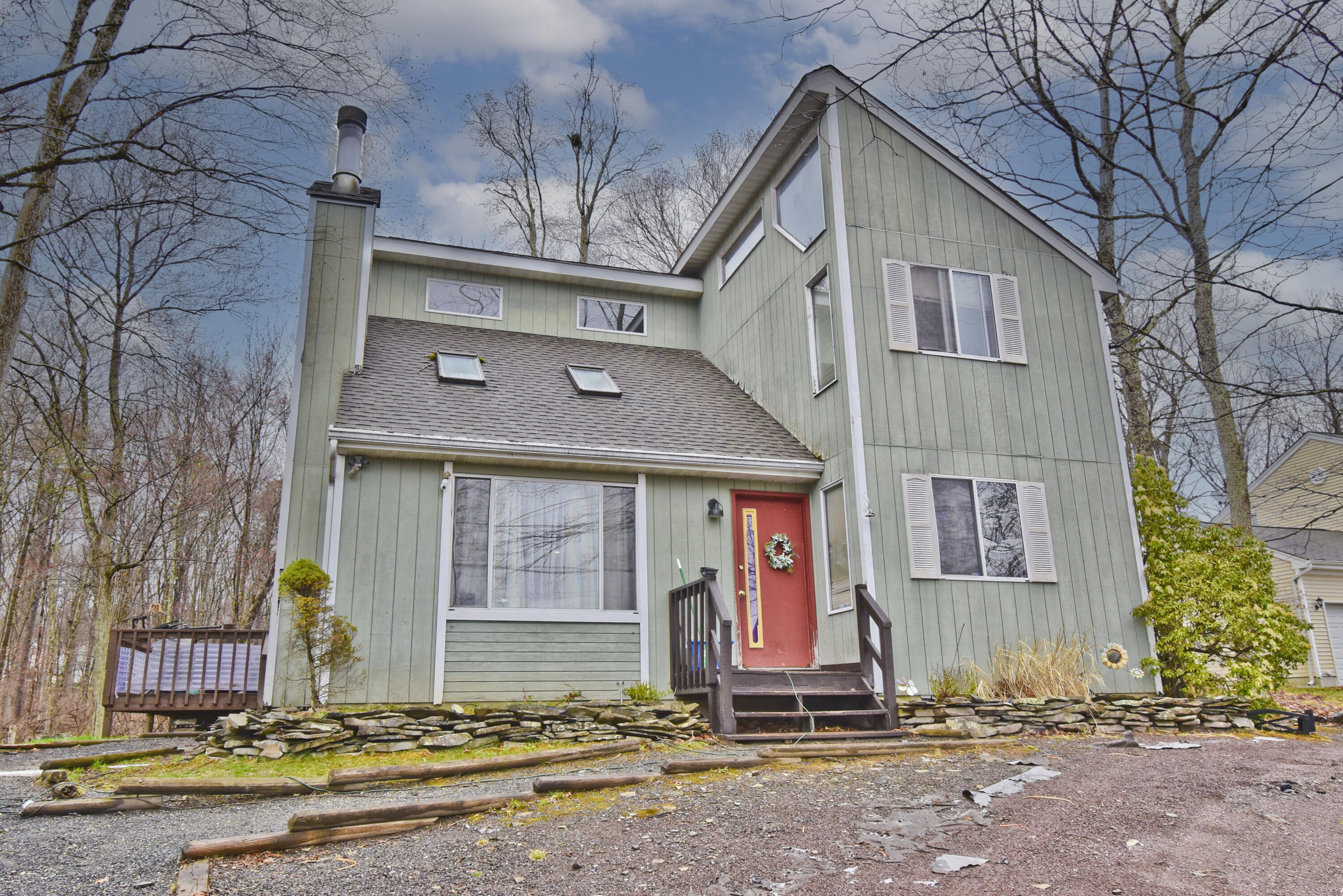 1152 Lancaster Drive, Bushkill, Pennsylvania image 2